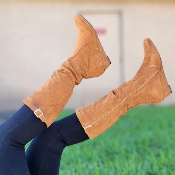 Women's Tan Wrinkle‎ Finish Calf Length Pull On Boots Rounded Toe - Picture 2 of 6